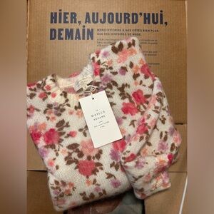 NWT SEZANE DAISIE PULL SWEATER - Size M with Flowers🌸🌼